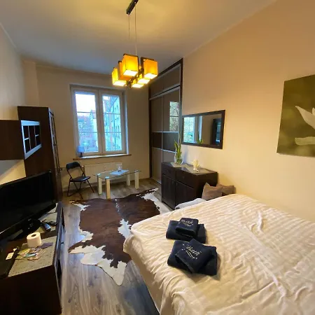 Gdanskie - Garbary Three Bedrooms * Danzica