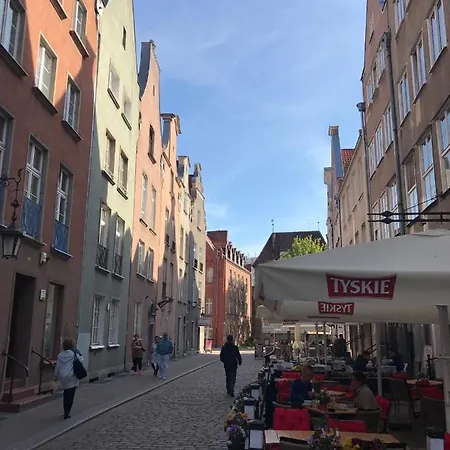 Gdanskie - Garbary Three Bedrooms * Danzica